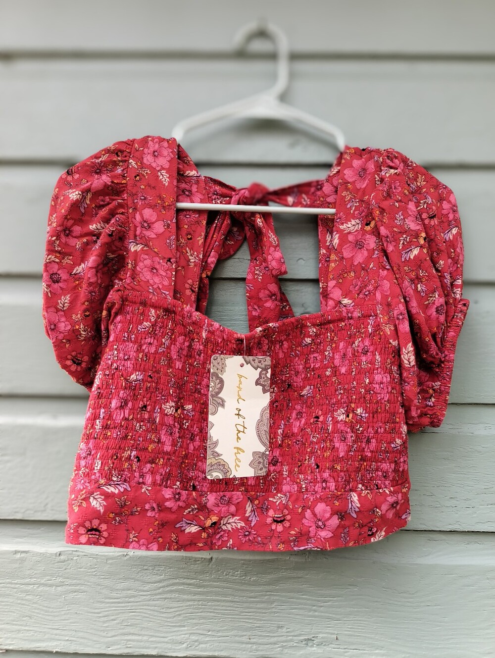 NWT Band Of The Free Red Floral Puff-Sleeve Crop Top